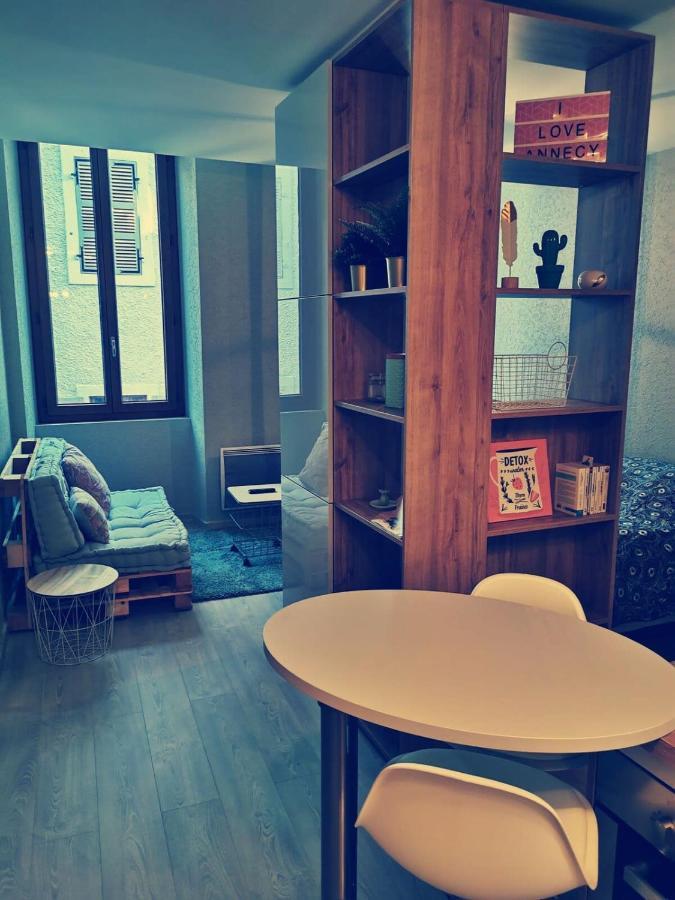 Super studio idéalement situé en vieille ville Annecy Extérieur photo